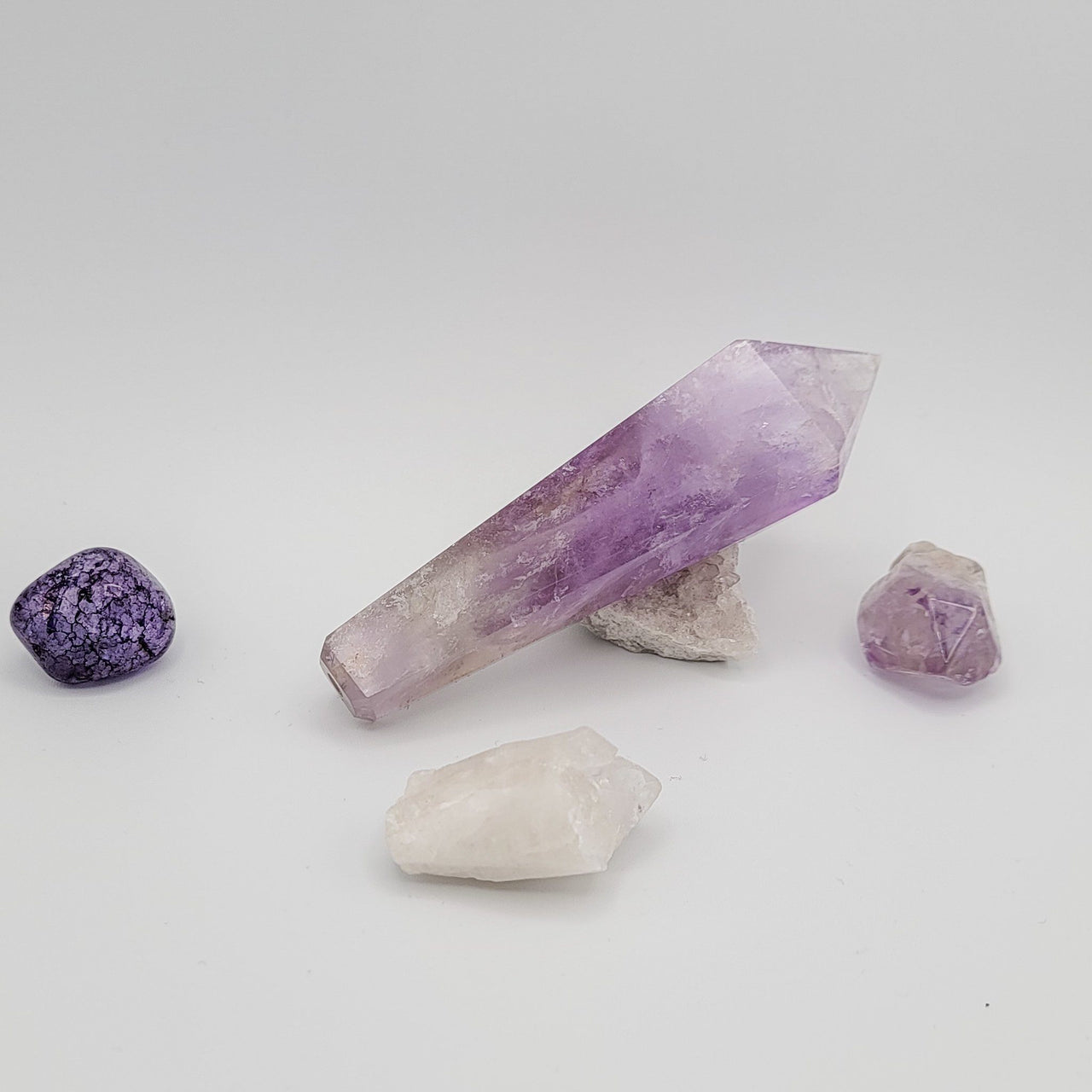 Amethyst Crystal Pipe, free shipping on crystal pipes over 50 dollars canadian